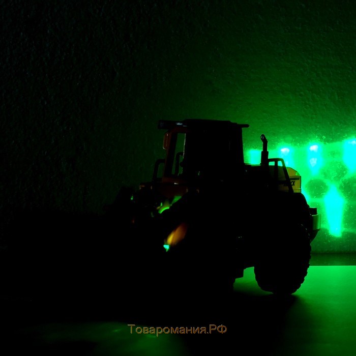 Трактор «Погрузчик», работает от батареек, световые и звуковые эффекты
