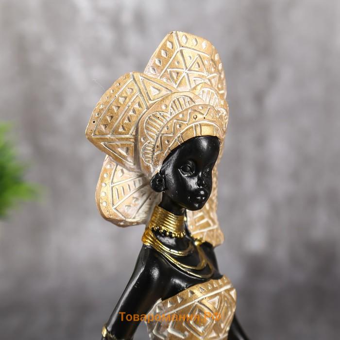 Сувенир полистоун подсвечник "Африканка в золотом платье с орнаментом" 18,5х12х15,7 см