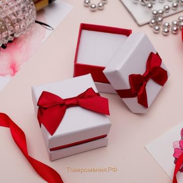 Коробочка подарочная под серьги/кольцо «Рафаэлло», 5×5, цвет бело-красный