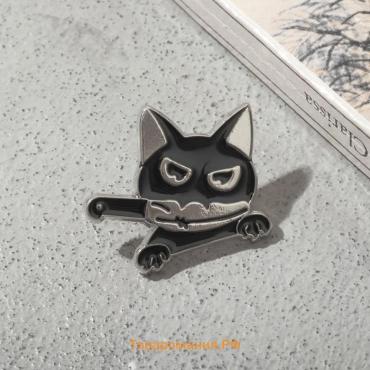 Значок «Кот» охотник, с ухмылкой, цвет чёрный в серебре